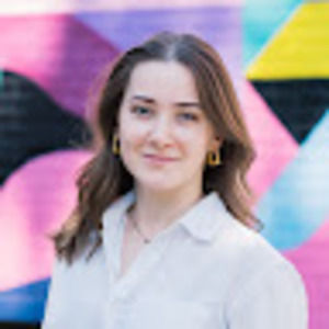 Meet your Posher, Lois